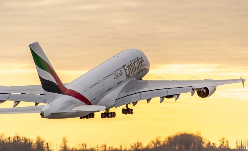 PHOTO-Emirates-A380-taking-off-sunset